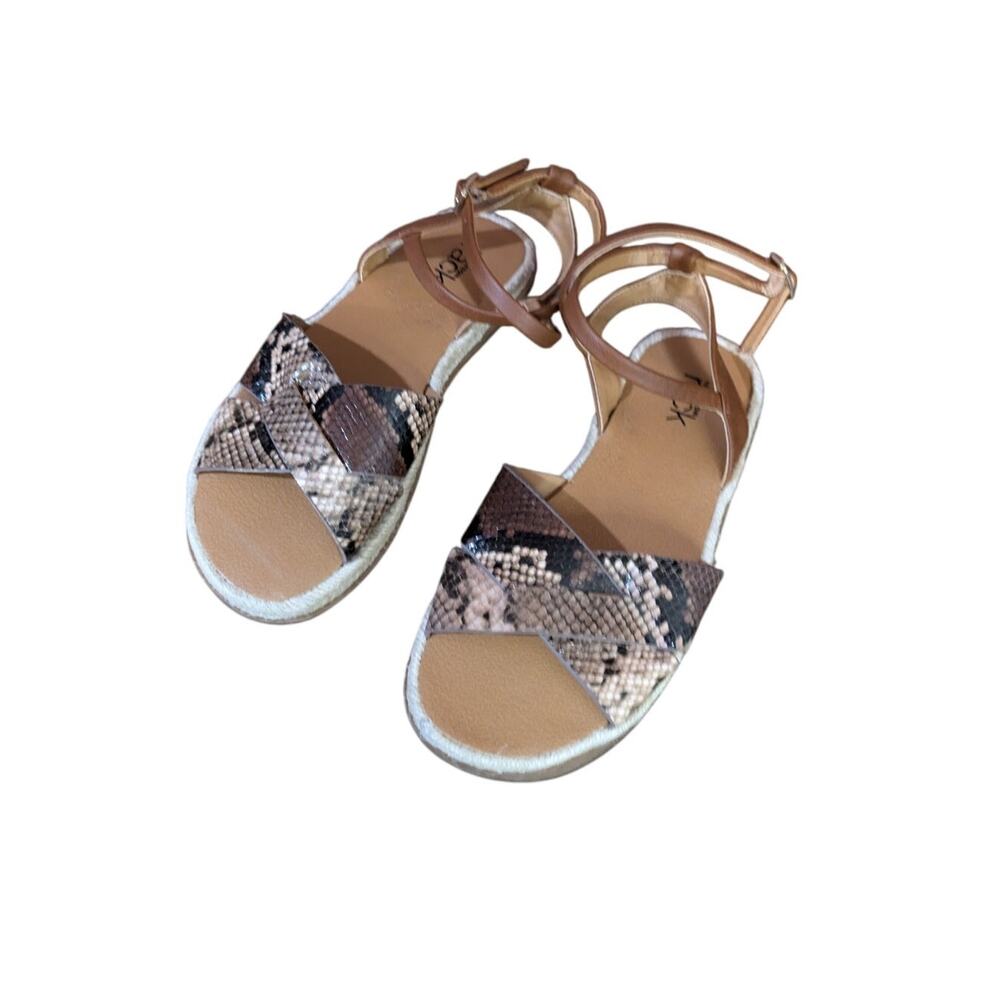 New Nordstrom Rack Polly Flat Cross Sandals Size 4 - Picture 5 of 5